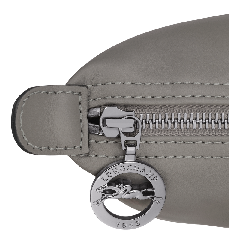 Longchamp Le pliage xtra M backpack Vip time amman jordan