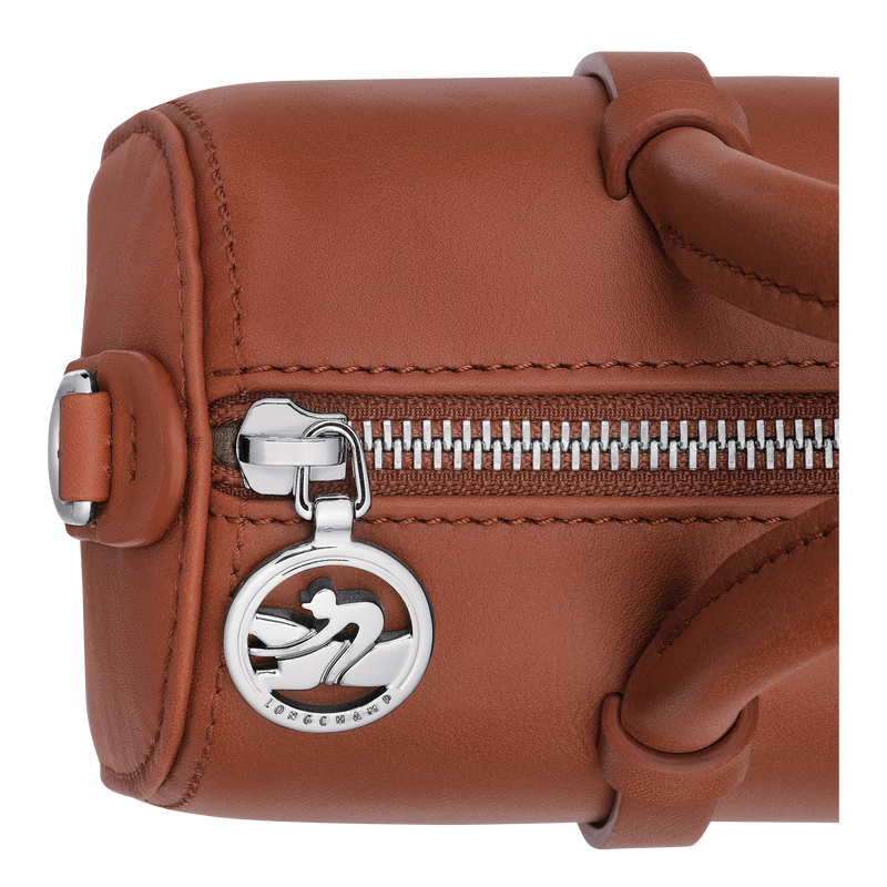 Longchamp Daylong Vip time amman jordan