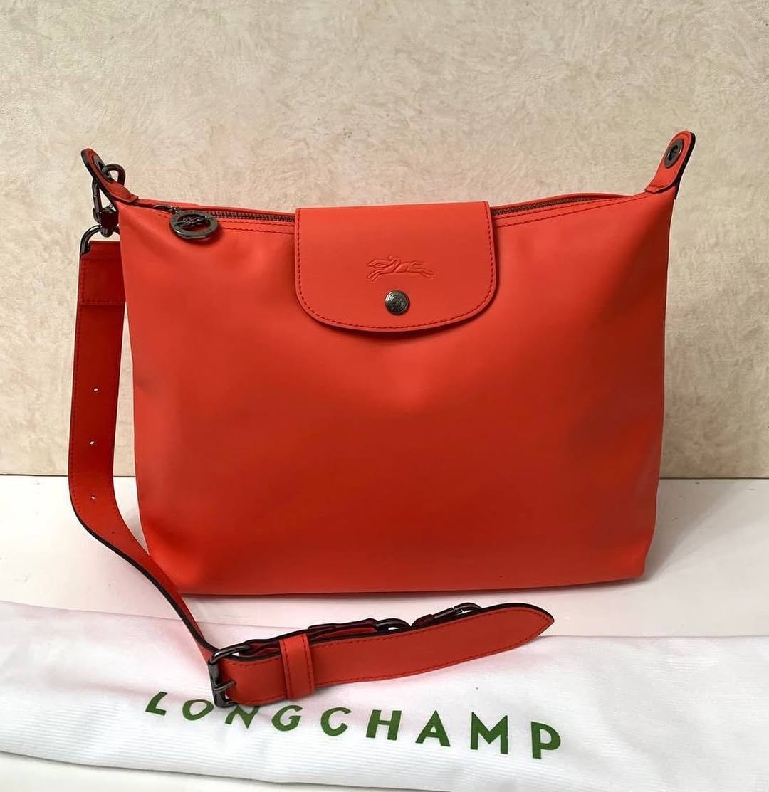 Longchamp Le Pliage Xtra M Hobo Bag-orange - Image 3