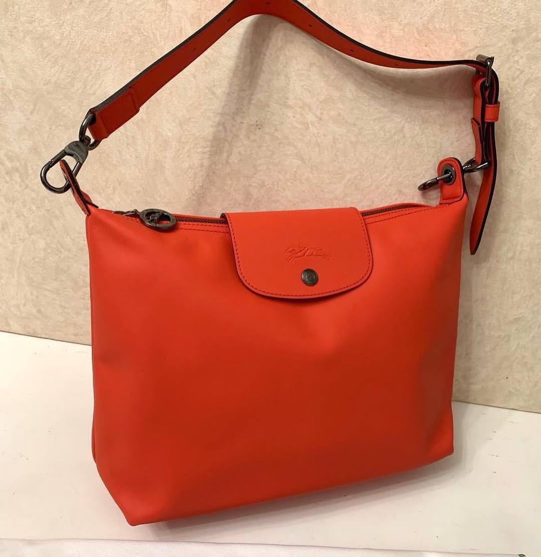 Longchamp Le Pliage Xtra M Hobo Bag-orange - Image 4